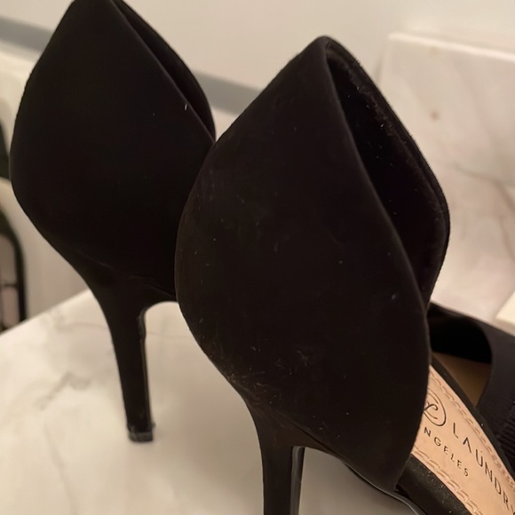 Chinese laundry, black textured front cut out  4 inch heels in solid black size8 - Picture 6 of 8